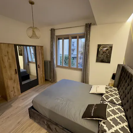 Dorian Gary Luxury Bed & Breakfast *